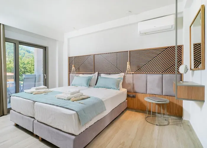 Aparthotel Elisavet Nuevo & 4*