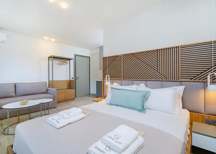 Elisavet Nuevo & Aparthotel