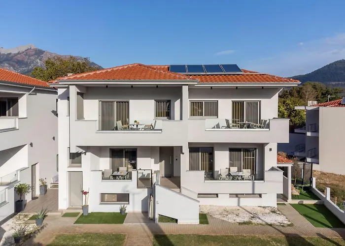 Aparthotel Elisavet Nuevo & 4*